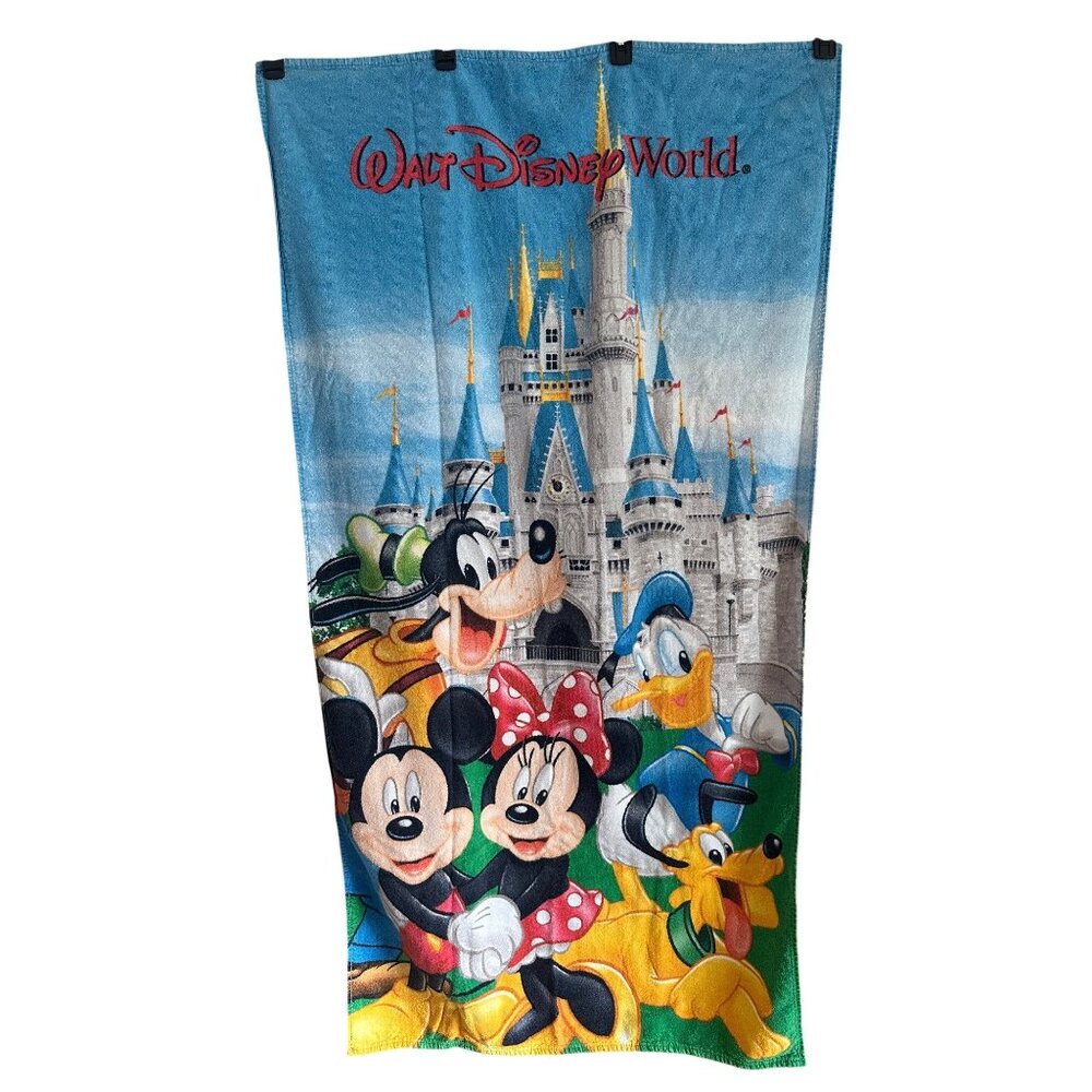 WDW Colorful Mickey & Friends‎ Beach Towel Disney World 100% Cotton 31x58 Castle